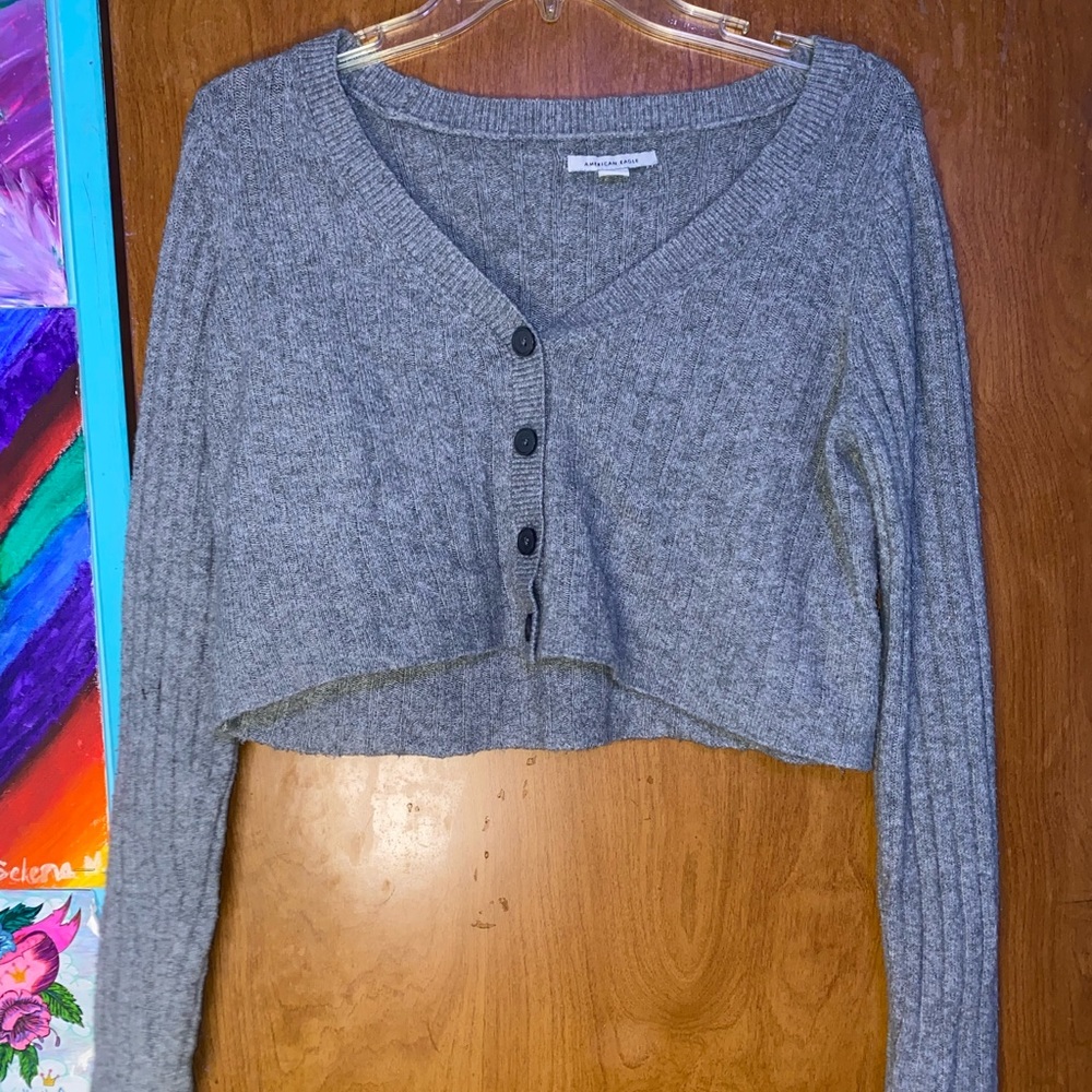 Short sweater